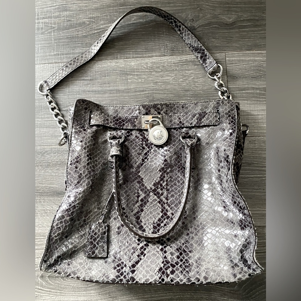 MICHAEL Michael Kors Silver Snakeskin Shoulder Bag